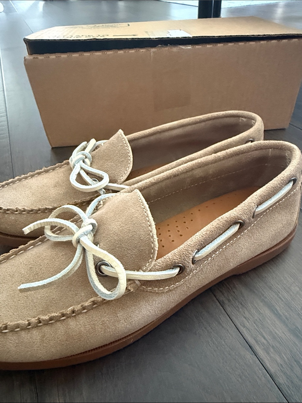 L.L.Bean Suede Handsewn Mocs in Beige - Sz 8.5 (like new, worn once for photo) - Picture 6 of 6